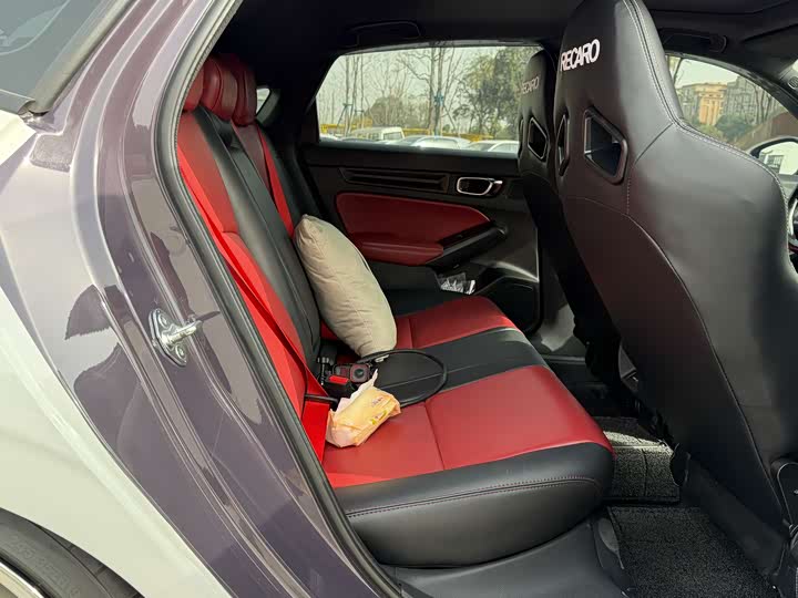 Фото 9 - Honda Civic