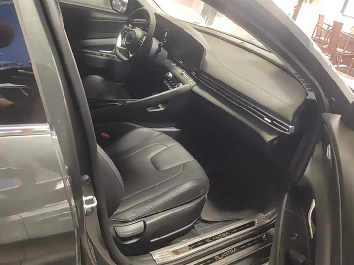 Фото 8 - Hyundai Elantra N line