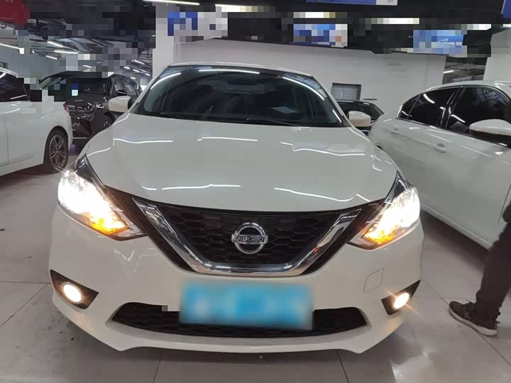 Фото 3 - Nissan Sylphy