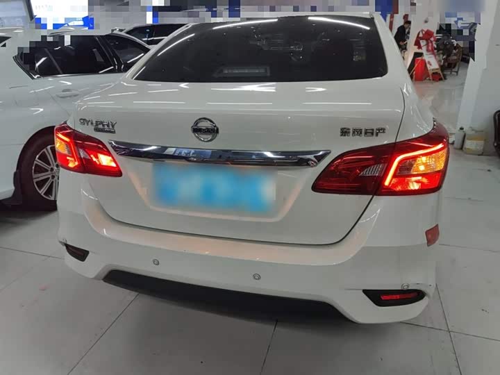 Фото 6 - Nissan Sylphy