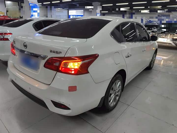 Фото 7 - Nissan Sylphy