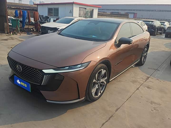 Фото 1 - Mazda EZ-6