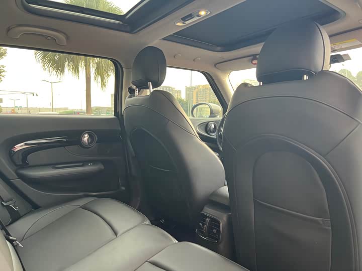 Фото 6 - Mini Clubman