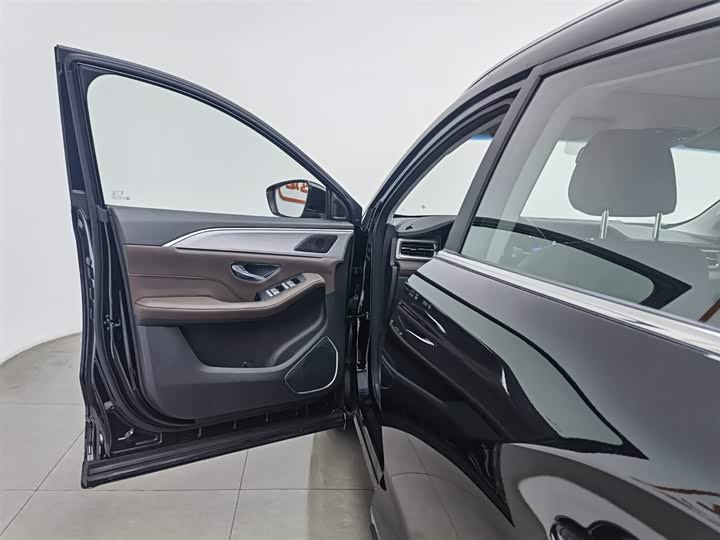 Фото 8 - Jetour X90