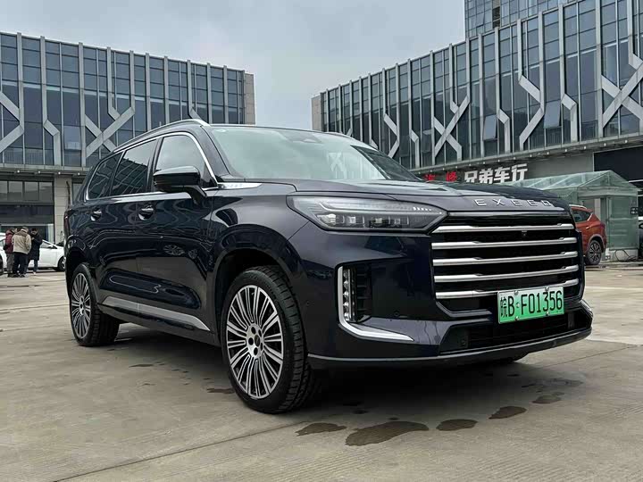 Фото 2 - Exeed VX C-DM Hybrid