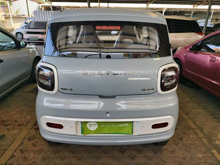 Фото 6 - Bestune Pony