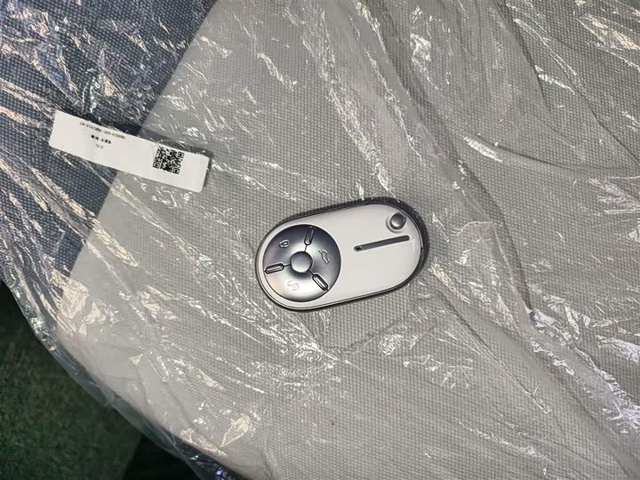 Фото 9 - Bestune Pony