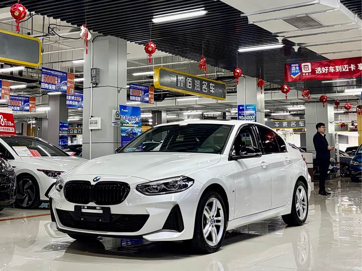 Фото 1 - BMW 1 Series