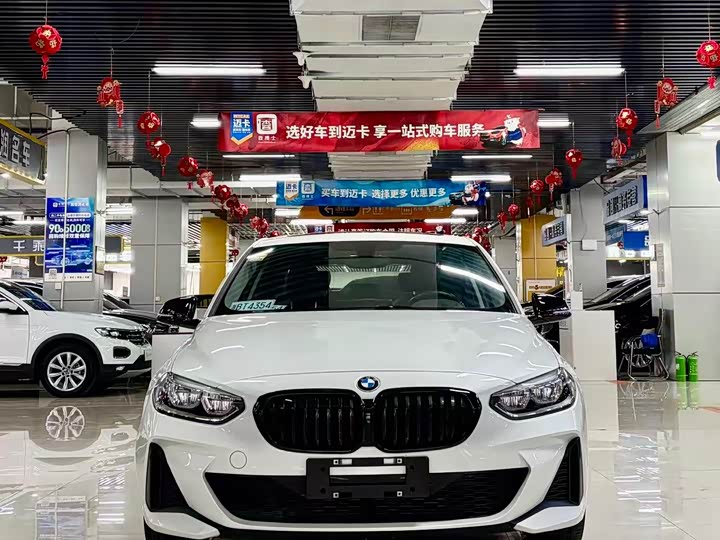 Фото 2 - BMW 1 Series