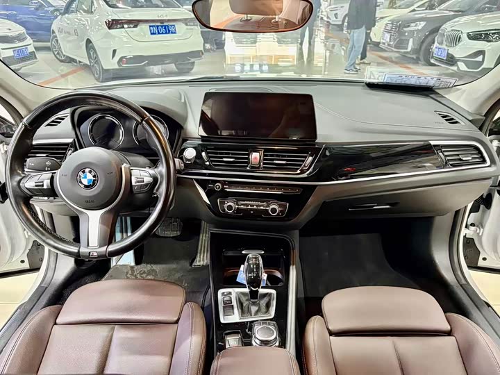 Фото 9 - BMW 1 Series