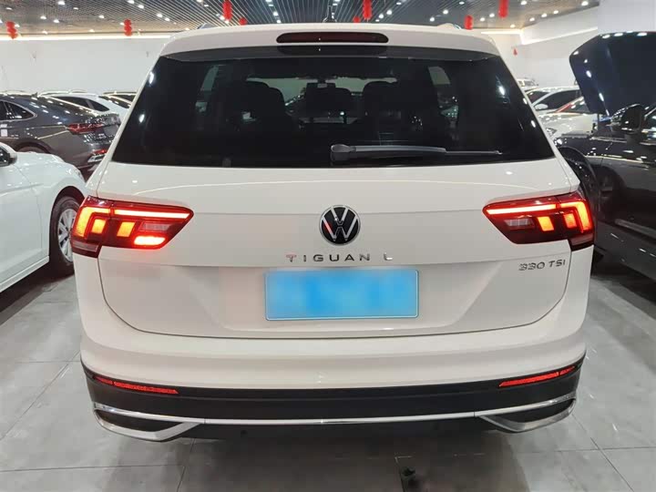 Фото 6 - Volkswagen Tiguan L Pro