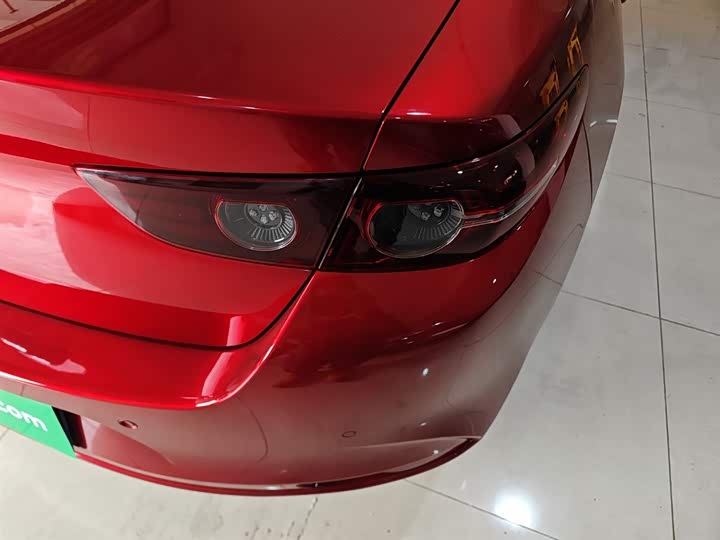 Фото 8 - Mazda 3 (Axela)