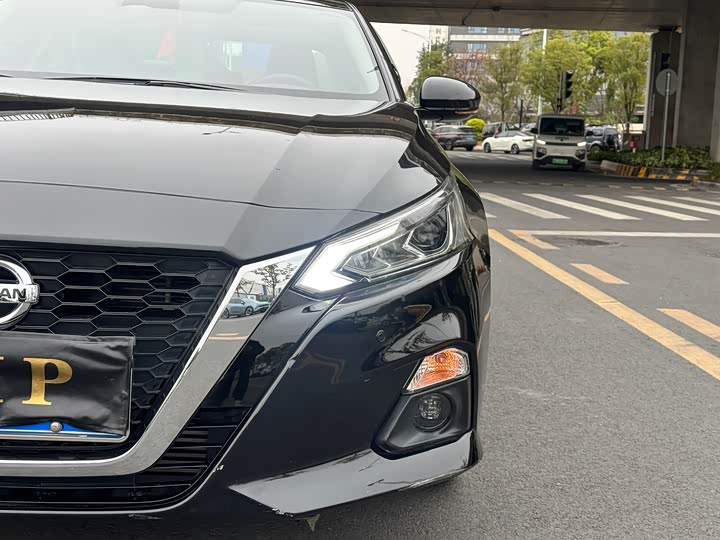 Фото 4 - Nissan Teana