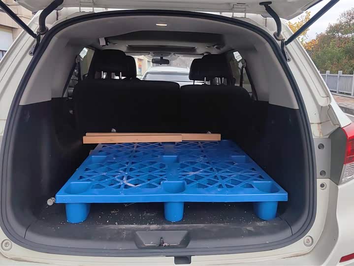 Фото 4 - Nissan Terra