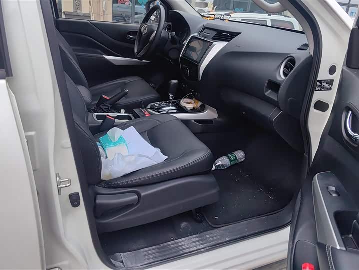 Фото 8 - Nissan Terra