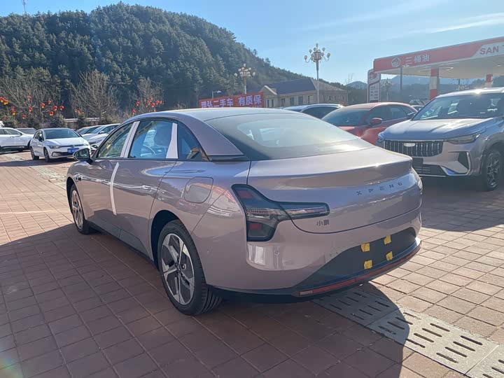 Фото 4 - XPeng Mona M03