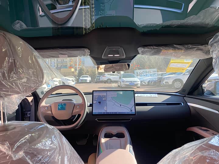 Фото 9 - XPeng Mona M03