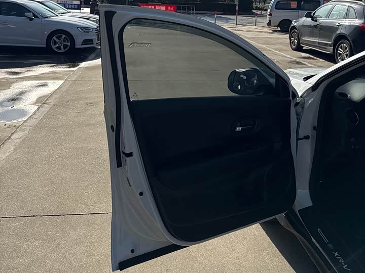 Фото 8 - Honda XR-V