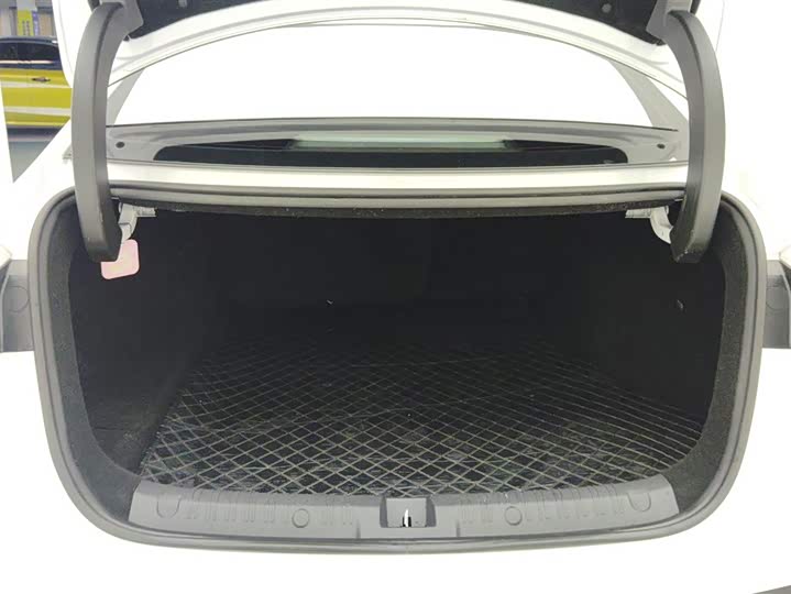 Фото 4 - BYD Qin L