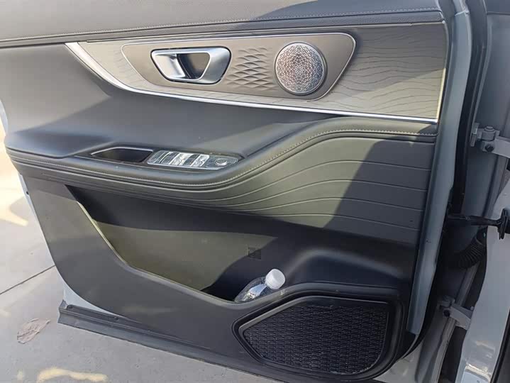 Фото 7 - Chery Tiggo 8 Pro