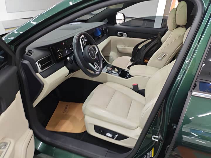 Фото 3 - LiXiang One