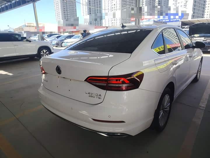 Фото 7 - Volkswagen Lavida