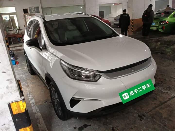 Фото 4 - BYD Yuan Pro