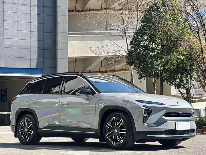 Фото 3 - Nio ES6