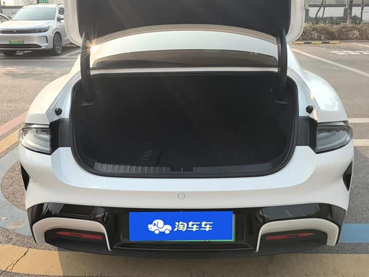 Фото 4 - Xiaomi SU7