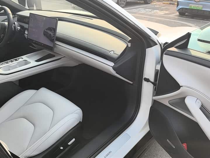 Фото 8 - Xiaomi SU7