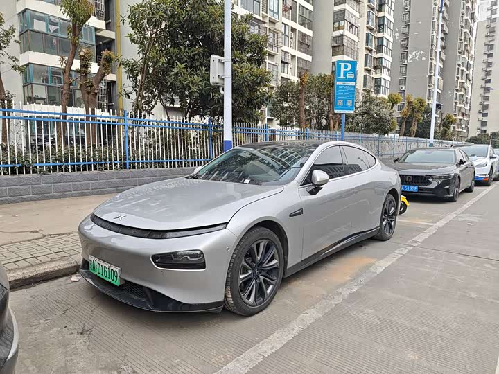 Фото 1 - XPeng P7