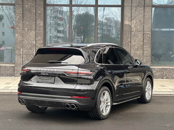 Фото 4 - Porsche Cayenne