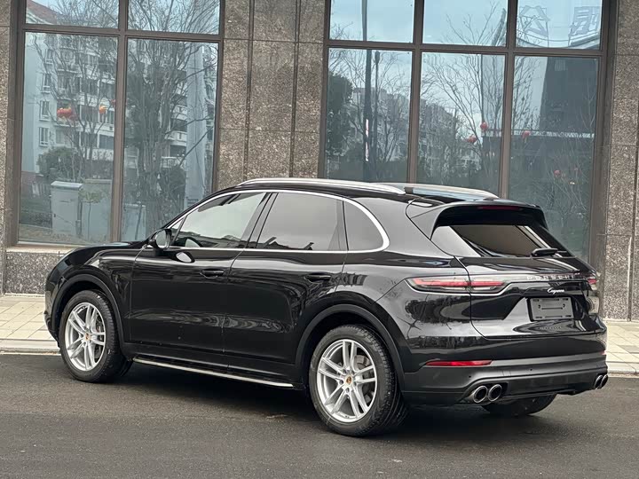 Фото 6 - Porsche Cayenne