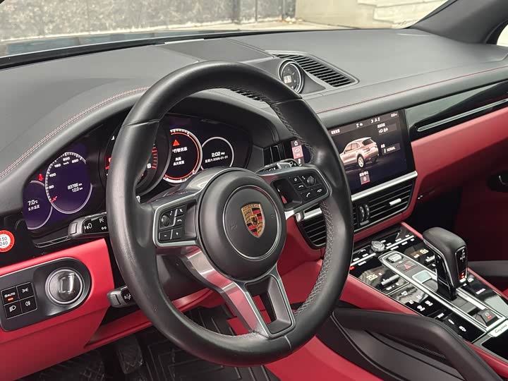 Фото 9 - Porsche Cayenne