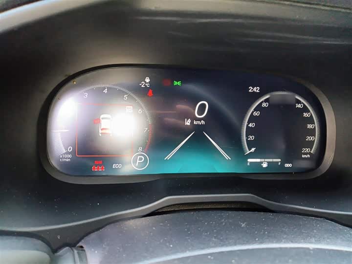 Фото 4 - Toyota RAV4