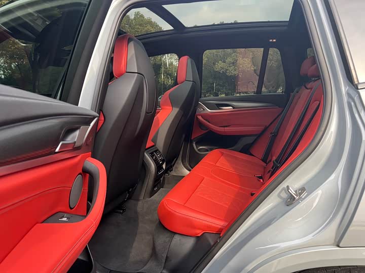 Фото 8 - BMW X3 M