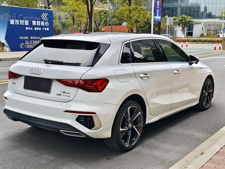 Фото 4 - Audi A3