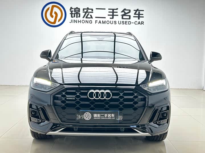 Фото 2 - Audi Q5L