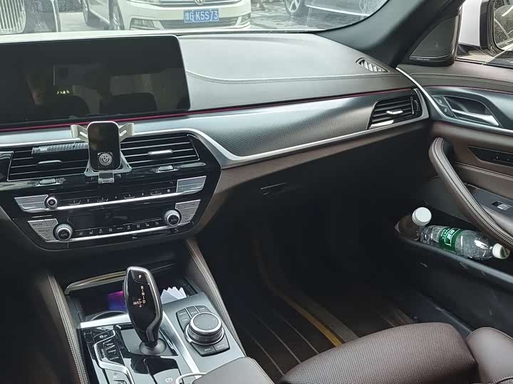 Фото 8 - BMW 5 Series Hybrid