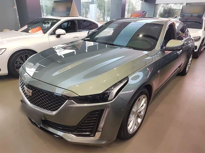 Фото 1 - Cadillac CT5