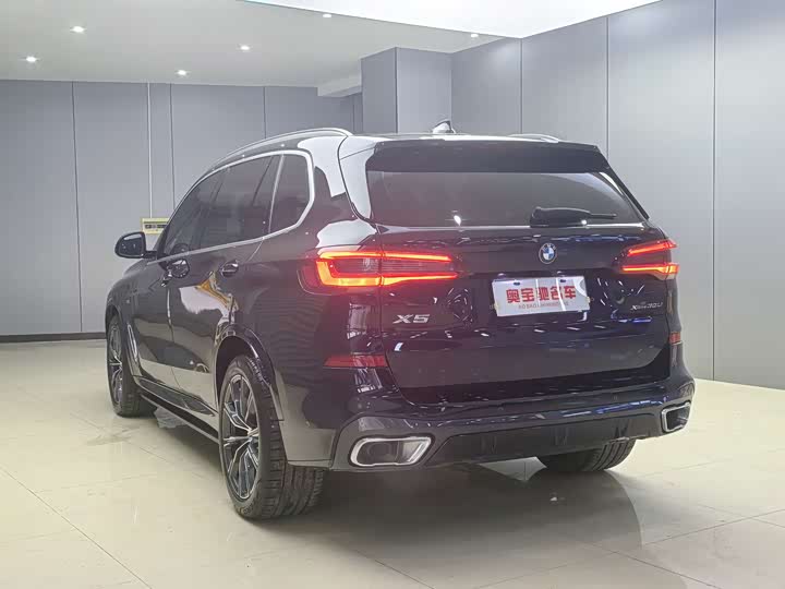 Фото 6 - BMW X5