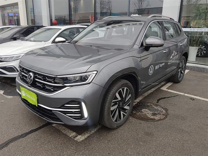 Фото 1 - Volkswagen Tayron