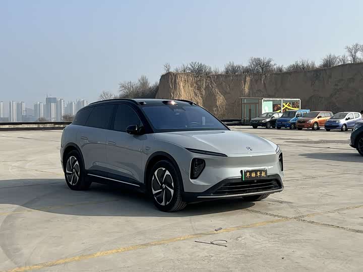 Фото 8 - Nio ES6