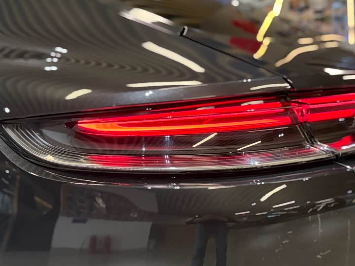 Фото 8 - Porsche Panamera