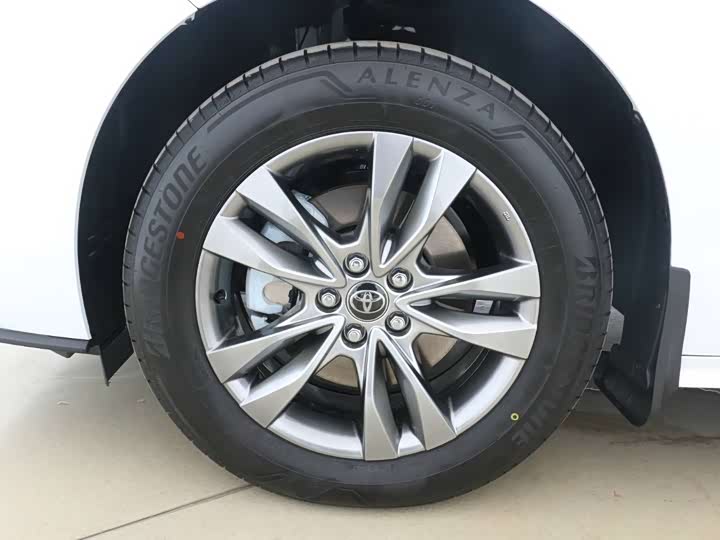 Фото 5 - Toyota Sienna