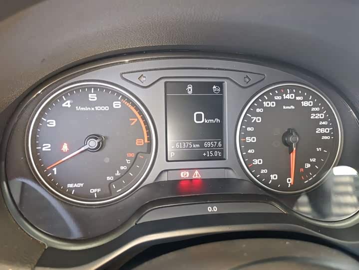 Фото 3 - Audi Q2L