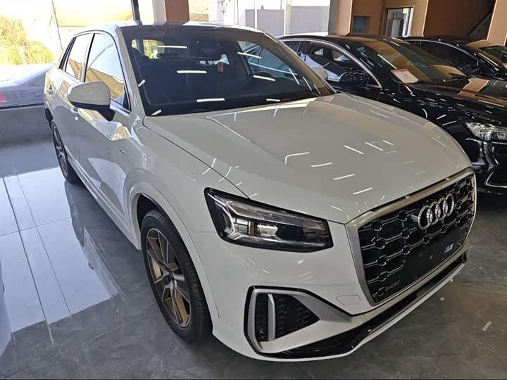 Фото 5 - Audi Q2L