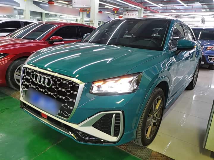 Фото 2 - Audi Q2L