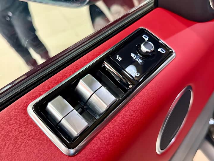 Фото 9 - Land Rover Range Rover Sport