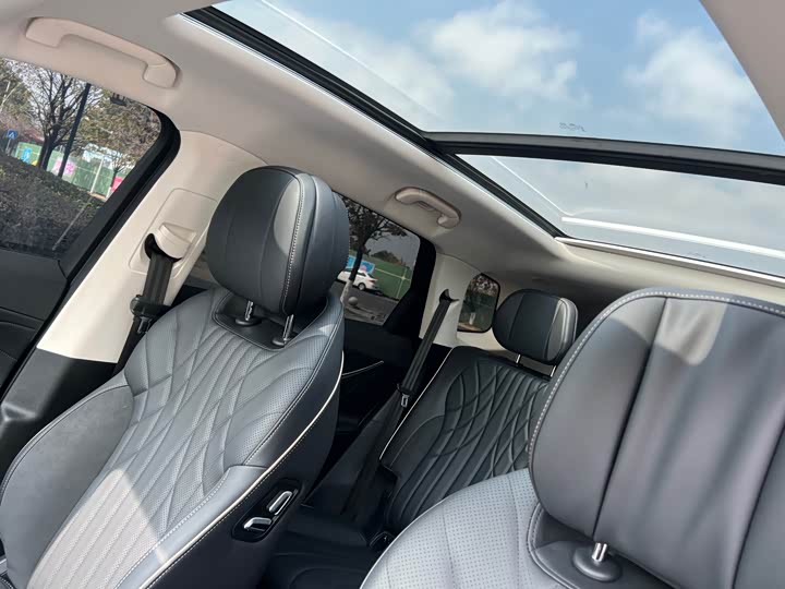 Фото 7 - Chery Tiggo 9